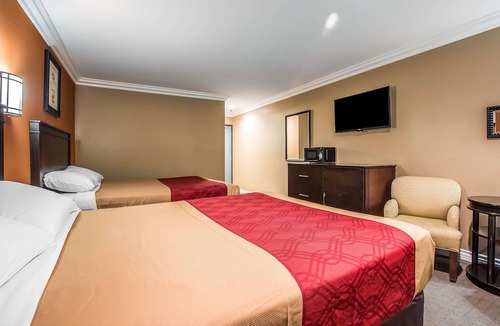Ontario Hotel | Baymont by Wyndham Ontario