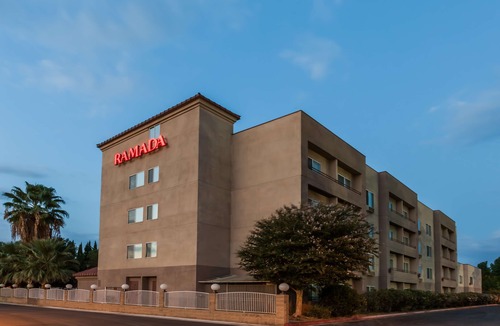 West Park Community Hotel | Ramada by Wyndham Bakersfield North