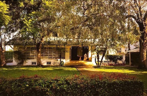 Hollywood Hotel | Orange Drive Hostel