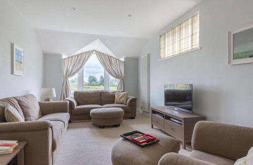 Rock Cottage | Penny Liggan
