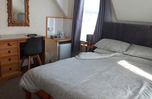 Newquay City Centre Bed & Breakfast | Invernook Hotel