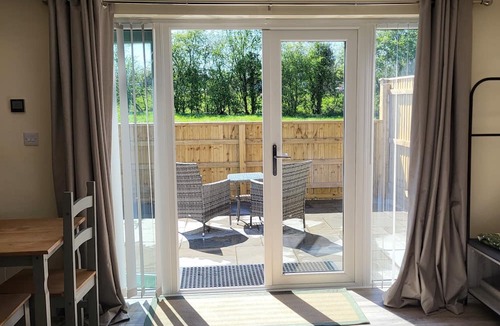 Hanbury Bed & Breakfast | The Old Barn