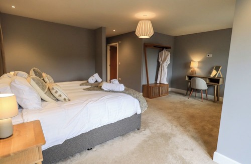 Kirkby Lonsdale Cottage | Pen-y-ghent
