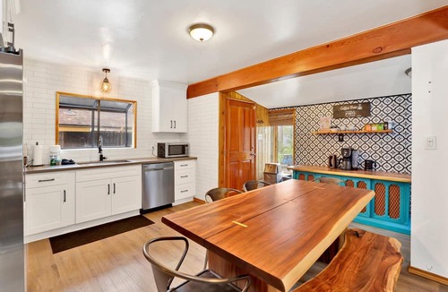 Sugarloaf Cabin | Sugar Bear Pines- Modern Relaxing Family Retreat w/Hot Tub