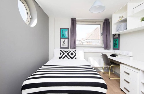 Bunhill Apartment | Student Only, Ensuite Room in a Apartment @London