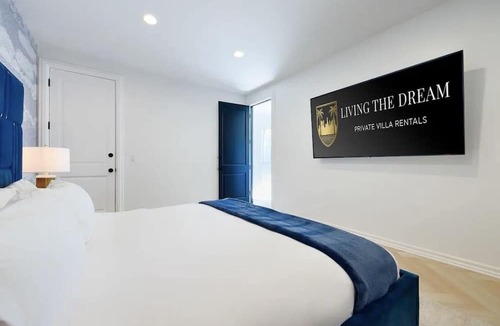 Malibu House | Spacious 7-bedroom house with WiFi, AC, fitness room in beautiful Malibu