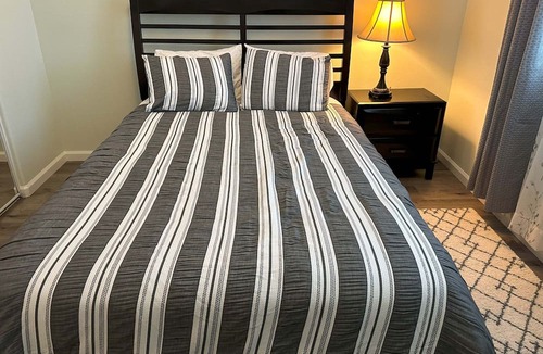 Mira Loma House | Family Friendly Suite in Eastvale
