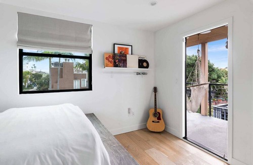 Marina Peninsula House | NEW! Pacific Vista Retreat - steps from the beach