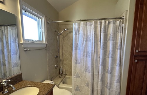 Torrance House | Fully Furnished Short Term Rental in Nicest Area of Torrance