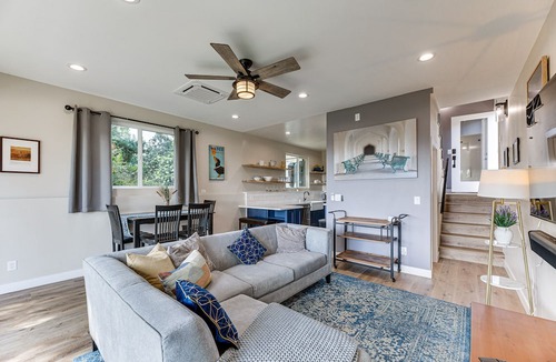 Los Angeles House | Newly Built Home w/ Patio: 5 Mi to Downtown LA!