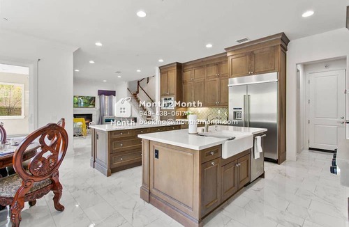 Lake Forest House | Stunning Retreat on Swift #41745