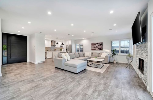 Warner Center House | NEW! Luxury Villa With Pool, Spa, Trampoline & Swings!