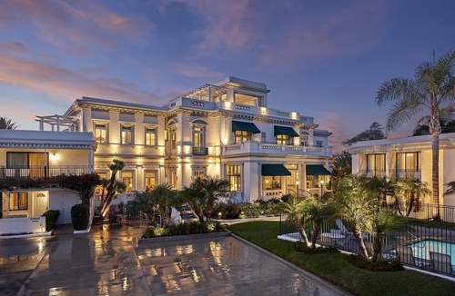 Coronado House | Always a Great Idea To Unwind! Beach Access, Heated Pool, Private Parking!