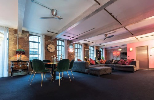 Soho Apartment | Luxurious Loft Central Soho - 3 Bedrooms & Office!