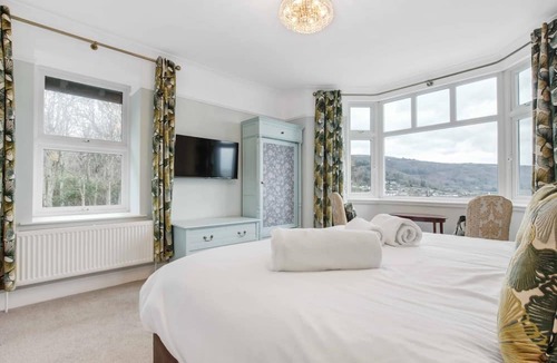Porlock Bed & Breakfast | Aqua Room Super King Suite - sea view & Moorland
