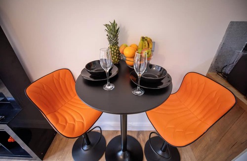 Cathedrals Apartment | Cozy Studio in Central London
