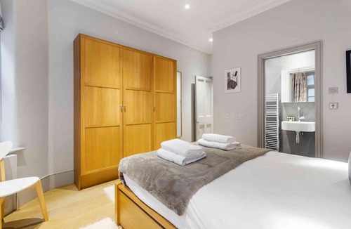 Chelsea Apartment | Stunning 3 bed flat in the heart of Chelsea