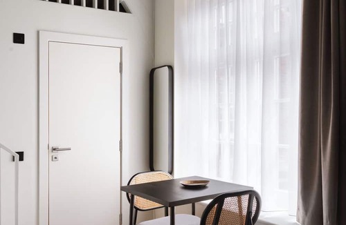 St. Leonard's Apartment | Limehome London Streatham High Rd