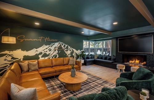 Summit Estates House | Summit Haven: Jacuzzi, Game Room, Coffee-Bar, Sauna!