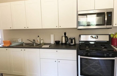 Middletown House | Stagecoach Cottage quiet efficiency