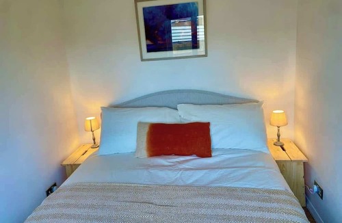 Chiswick Riverside Apartment | Cosy flat in Chiswick