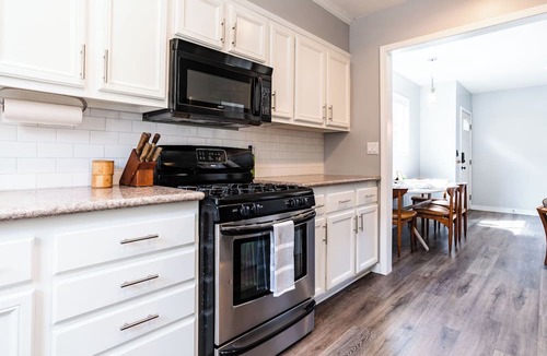 Belmont Heights House | A 2bed 2bath modern coastal vibe made for your perfect Southern California stay!