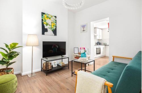Camden Town Apartment | Spacious 5 Bedroom Apartment in Camden Town