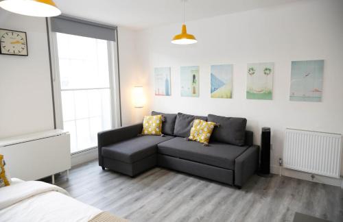 Camden Town House | New Private Rooms in the Heart of Camden Town