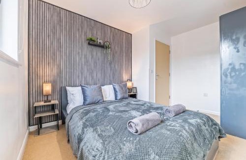 The Westside Apartment | 1 Bed Apartment Near Mailbox & Broad Street - Wi-Fi & Netflix