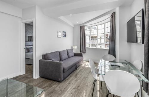 Brompton & Hans Town Apartment | Chelsea Cloisters Serviced Apartments