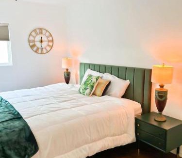 Los Angeles House | Tranquil 3BR Home Near Dodgers Stadium - Cor-CT