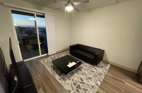 Irvine Business Complex Apartment | High End Lux Condo in Irvine