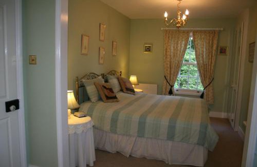 New Forest District Bed & Breakfast | Clayhill House Bed & Breakfast