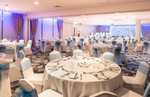 Birmingham Hotel | Holiday Inn Birmingham M6, Jct7 by IHG