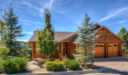 Castle Glen Estates House | 076 The Starry Starry Night Home