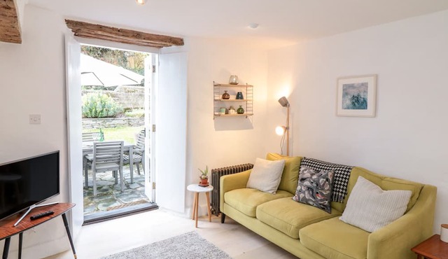 1 Jubilee Cottage