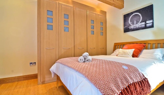 Thames view house