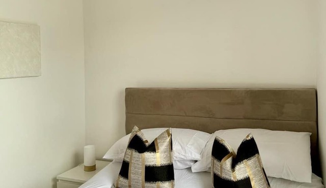 Central London Trendy Apartment