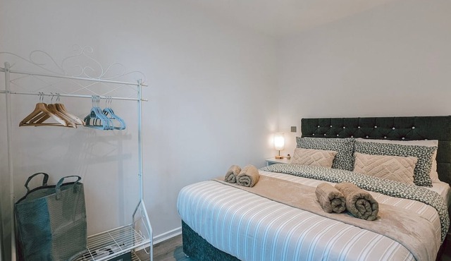 Modern Apartment with City Views in the Heart of St John’s Wood