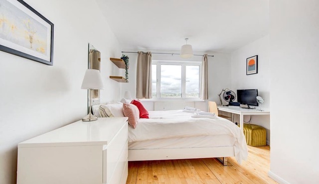 GuestReady Essential - Penthouse Vibes in Peckham