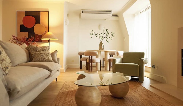 Europa House Apartments