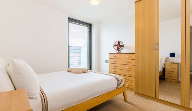 City Centre Penthouse parking