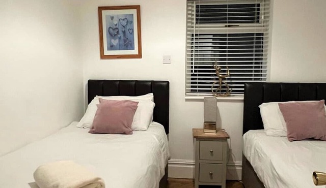 Four bedroom garden apartment perfect for families visiting London