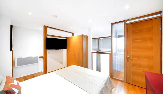 Stylish Duplex Apartment in Fulham