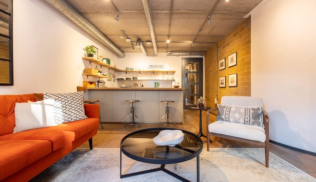 Unique Loft-Style Apartment in Central London