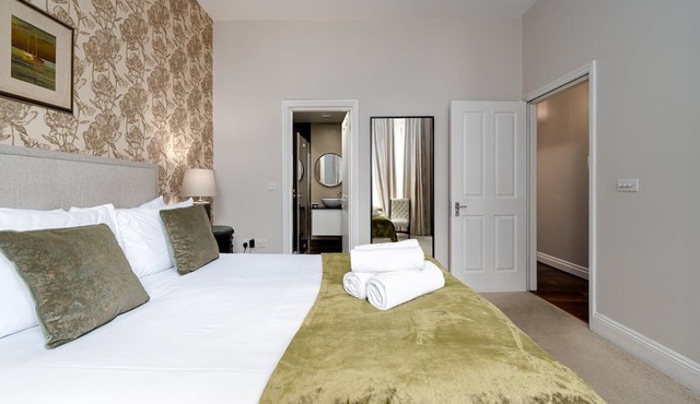 GuestReady - Fabulous stay in Fulham