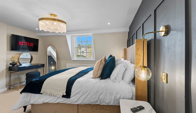 The Bridgeton - Luxury In Central Bath - Sleeps 20