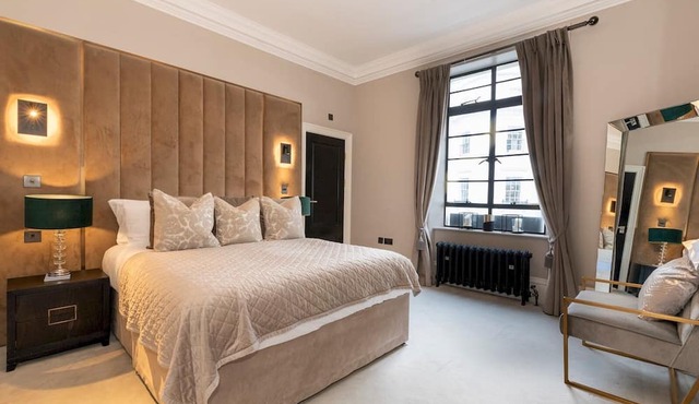 Luxurious 2-Bedroom Flat in Hyde Park - Pass the Keys