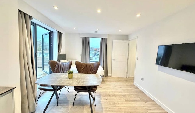 Hampton Suites Serviced Apartments