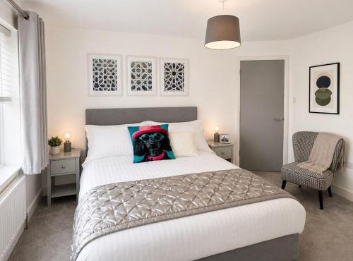 Stylish 3-Bed Executive Home - Free Parking & Fast WiFi